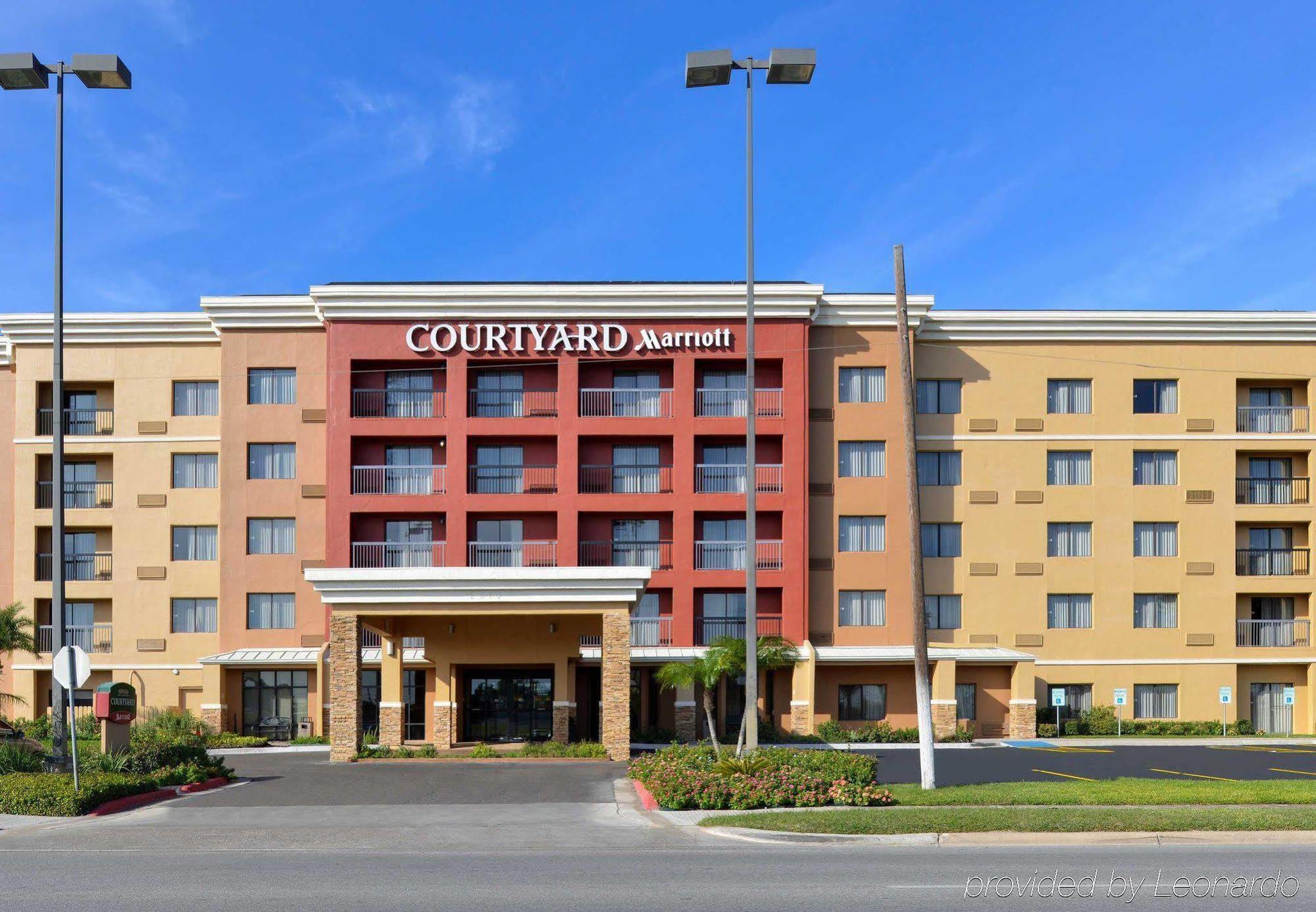 Courtyard Laredo Hotel Exterior photo